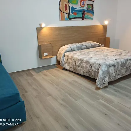 Apartment Sea